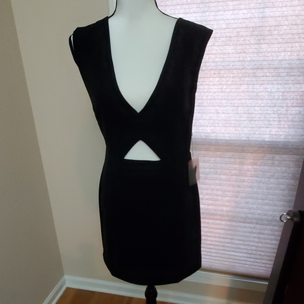 NWT Black Cocktail Party Dress Forever21 Size M - New Open Back